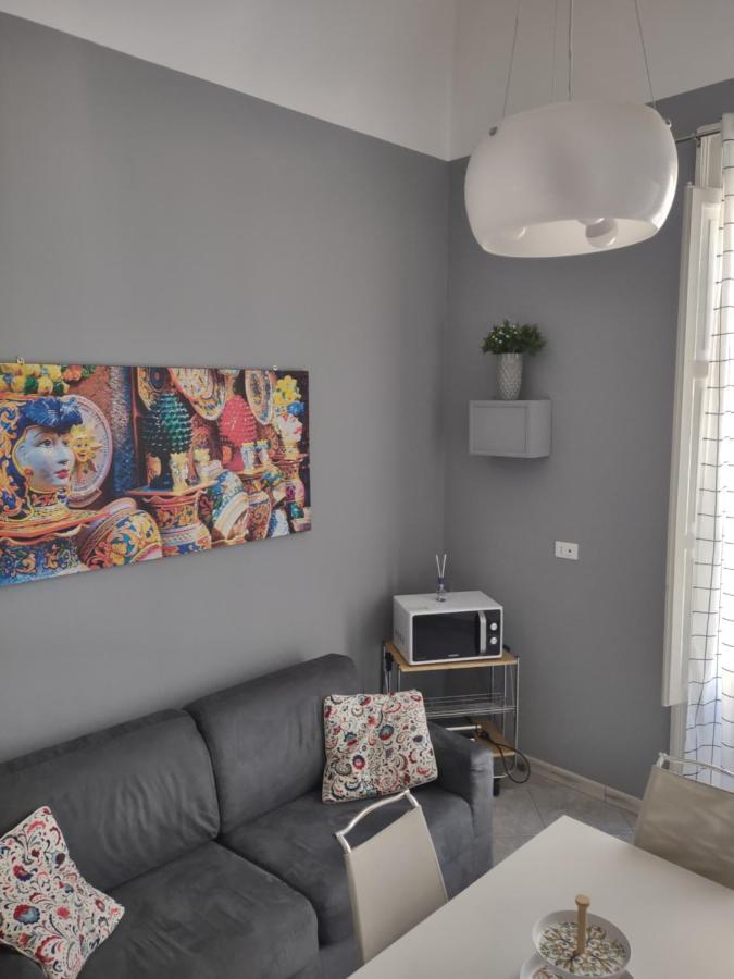 Central Apartment A Due Passi Dal Porto Palermo Eksteriør billede